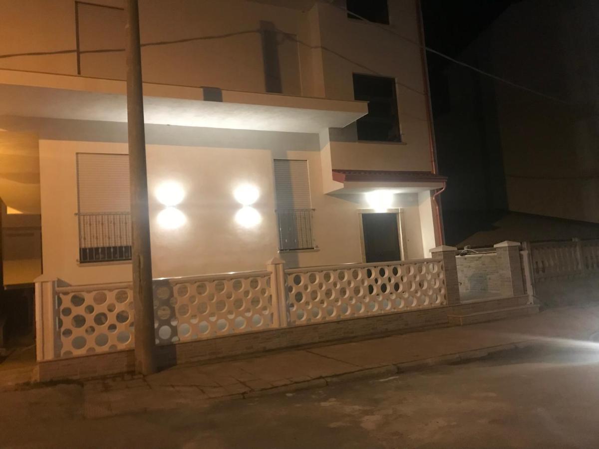 Un Posto Al Sole Bed & Breakfast Torretta  Exterior foto