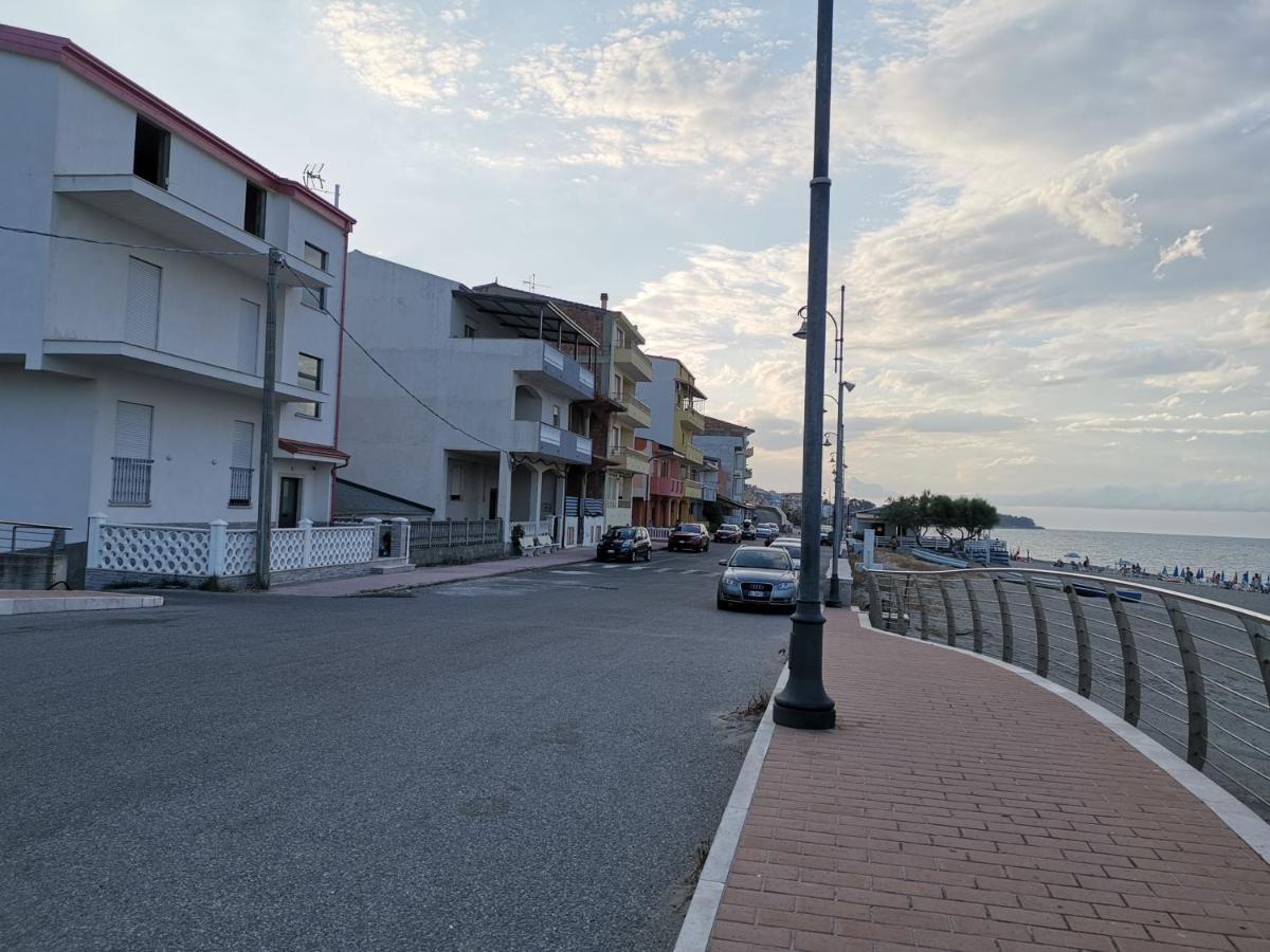 Un Posto Al Sole Bed & Breakfast Torretta  Exterior foto