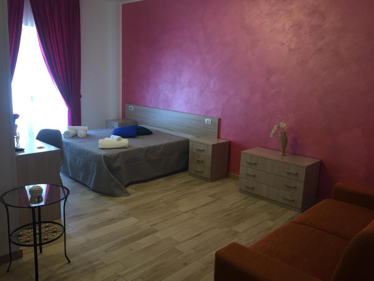 Un Posto Al Sole Bed & Breakfast Torretta  Exterior foto